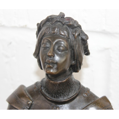 1632 - Bronze figure of Joan of Arc on marble base