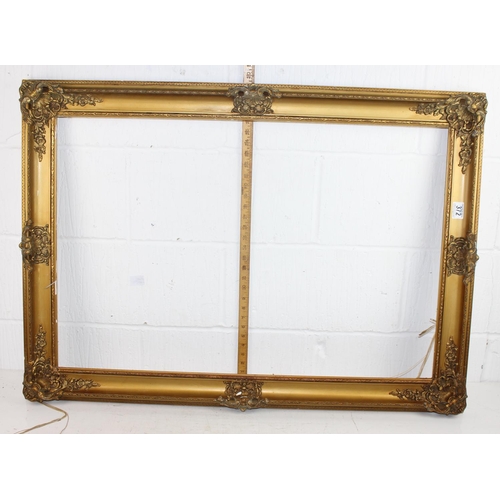 372 - 3 gilt frames