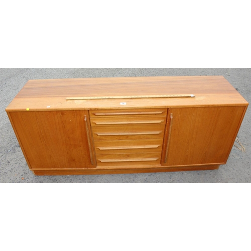 158 - A Danish retro sideboard with 2 cupboards and 5 drawers