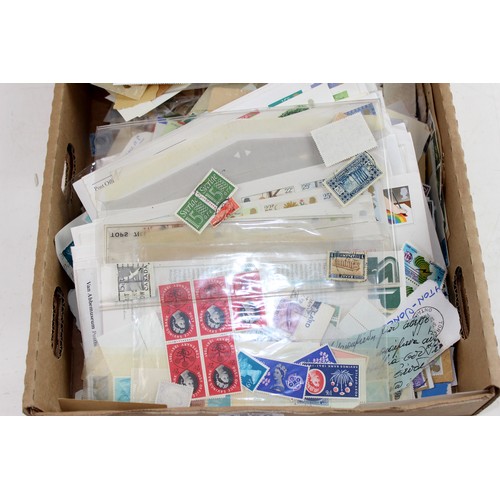 1560 - Qty of assorted Stamps, FDC & Presentation Packs