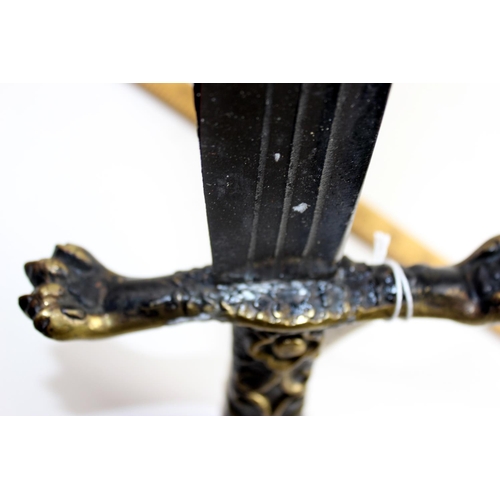 1046 - A 20th century Chinese War Sword with cast brass eagle head handle