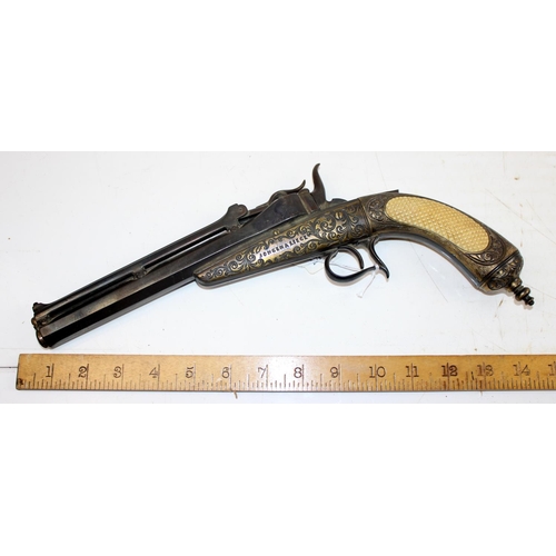 1051 - Replica Belgian A Liege pistol - previous a film prop