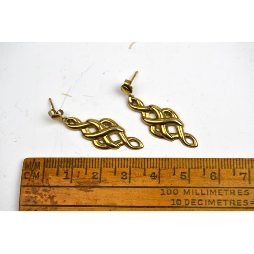 1255 - Pair of 9ct gold drop earrings - 1.2g