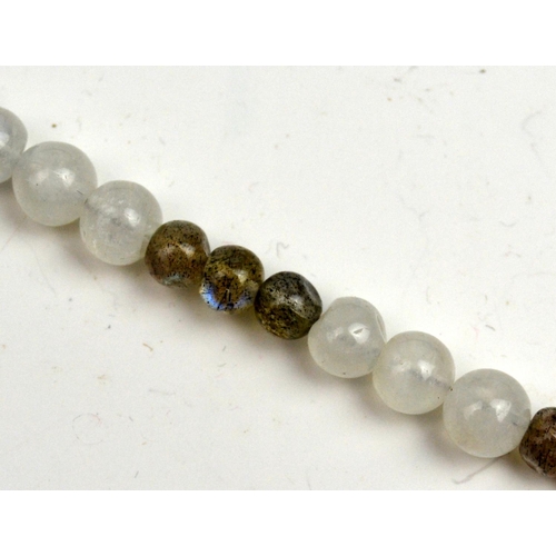 1268 - Good quality labradorite and moonstone necklace