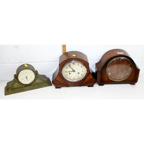 1399 - 8 assorted vintage and later clocks and a clock case