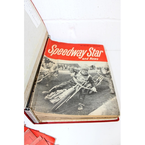 1557 - Large qty of Speedway Star & News magazines