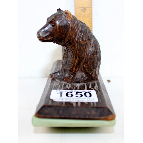 1650 - Early 20th century Black Forest carved wooden desk blotter formed as a bear