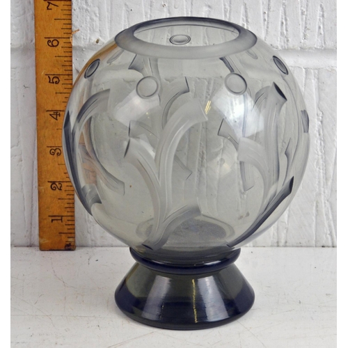 1671 - A rare 1930's Orrefors globular vase by Simon Gate, on a round base, smoky glass with geometric deco... 