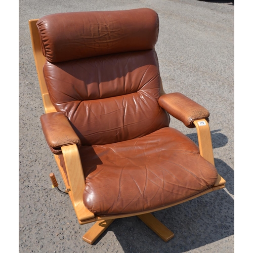 170 - Scandinavian style vintage bentwood and brown leather Ekornes/ Lazy Boy style armchair