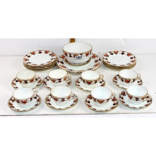 1901 - 19th century Hughes Fenton Imari coloured pattern tea set