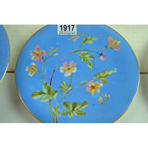 1917 - 6 assorted antique dessert plates decorated with flowers, unmarked but hand painted decoration - 4 p... 