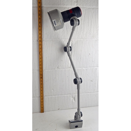 224 - RS 600-723 industrial adjustable lamp