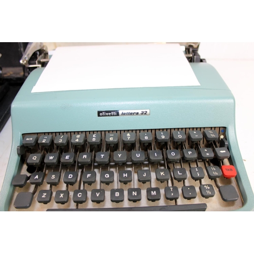 616 - 2 typewriters - Oliver & Olivetti