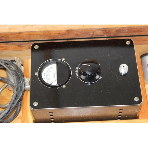 624 - A.C.M.I. B-126-A Borescope in wooden box