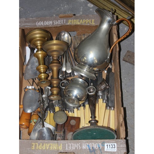 1133 - Large qty of assorted metalware and silver plate