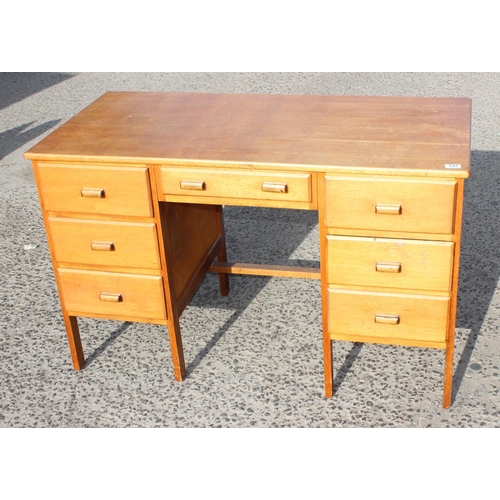 137 - Retro desk with 7 drawers