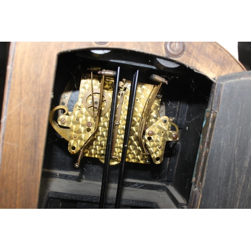 1370 - Vintage Grandmother clock