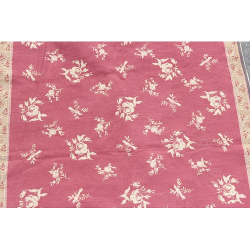 208 - Laura Ashley rug