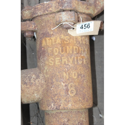 456 - A rare Atta's Iron Foundry Service number 6 military water pump in original wooden transportation cr... 