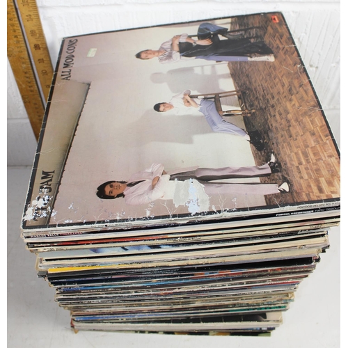 564 - Qty of assorted vinyl LP records and 12