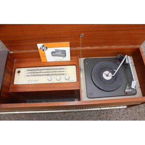 708 - Pye model 1212 radiogram