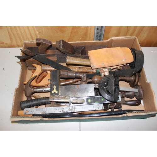 799 - Qty of assorted woodworking tools