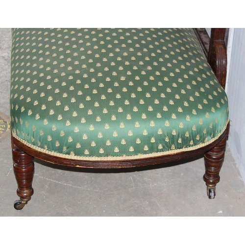 21 - Victorian Chaises Longue with carved and pierced details and green upholstery