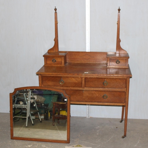 35 - Vintage dressing table with mirror