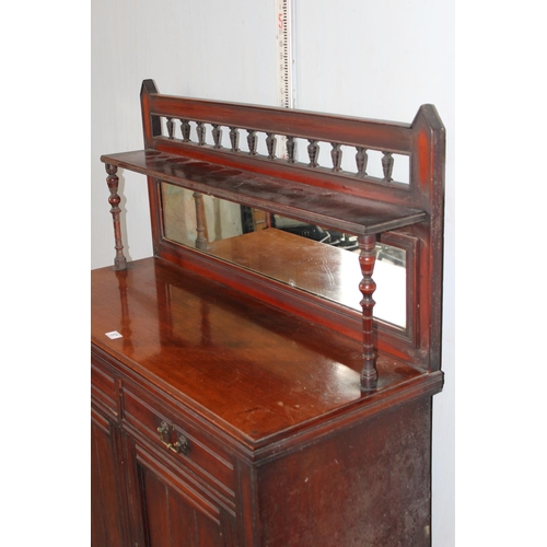 87 - An early 20th century mirror backed chiffonier or sideboard