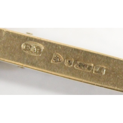 1218 - 9ct gold and steel cigar cutter, marked for Chester 1912 by E. Baker & Sons, approx 12.11g gross wei... 