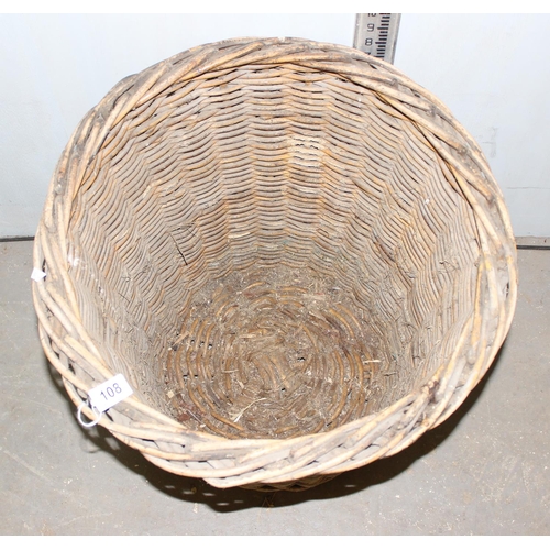 108 - A vintage wicker basket