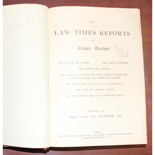 551 - A large qty of early 20th century Law Times Report books, approximately 34 volumes stretching approx... 