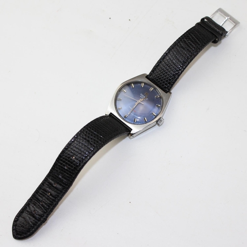 1402 - A vintage Tissot PR516 manual wind wristwatch with blue dial, replacement leather strap