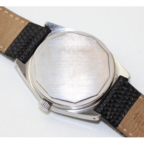 1402 - A vintage Tissot PR516 manual wind wristwatch with blue dial, replacement leather strap