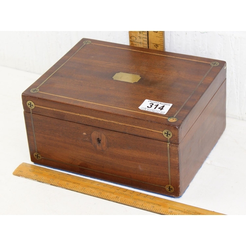 279 - A vintage wooden jewellery box with inlay