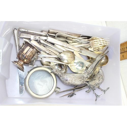 1115 - Qty of assorted silver plate to inc a pair of silver plated pheasants etc