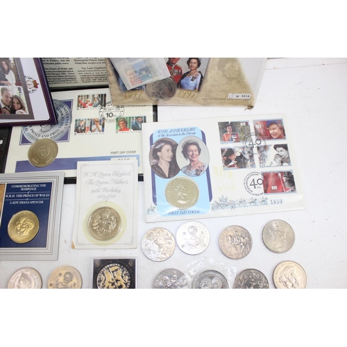 1301 - A large qty of assorted commemorative coins, some £5 coins, approx £52 face value, coin & stamp cove... 