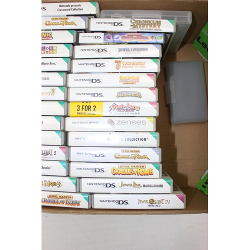 1512 - Qty of assorted Nintendo DS games (right), and empty boxes (left)