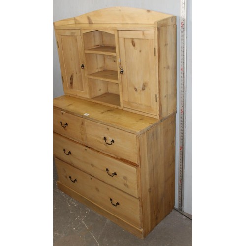 161 - An antique pine 2 over 2 chest of drawers with cupboard top