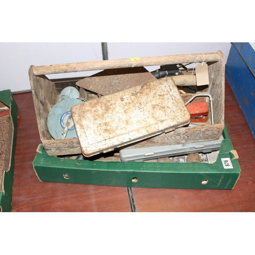 876 - Qty of assorted tools to inc wooden tray