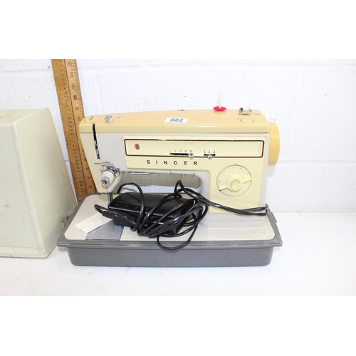 882 - Singer 507 sewing machine with case