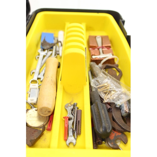 884 - Stanley toolbox and contents on wheels