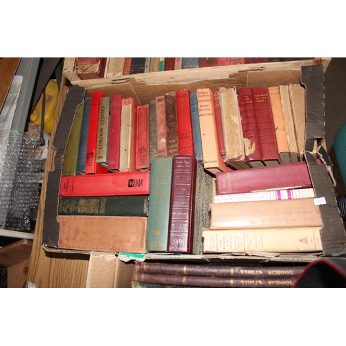 600 - Large qty of assorted books, mainly antique to inc Pilgrim's Progress