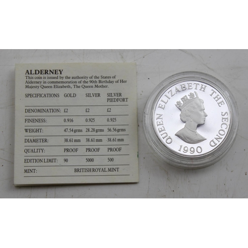 1310 - Alderney Piedfort silver proof 1990 Queen Mother 90th birthday £2 coin in worn box with paperwork