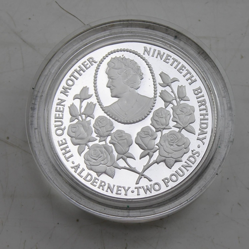 1311 - Alderney Piedfort silver proof 1990 Queen Mother 90th birthday £2 coin in worn box with paperwork