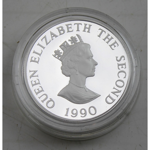 1312 - Alderney Piedfort silver proof 1990 Queen Mother 90th birthday £2 coin in worn box with paperwork