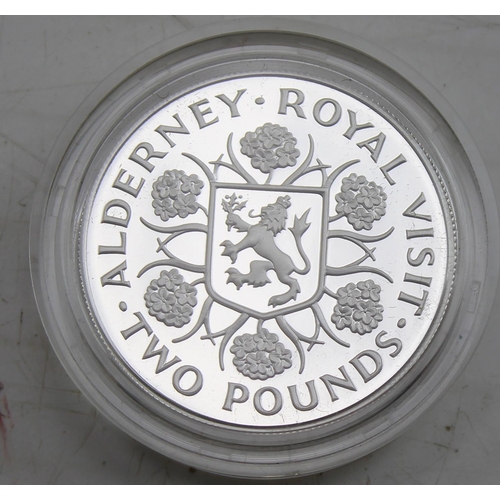 1314 - Alderney Piedfort silver proof 1989 Royal Visit £2 coin in box with paperwork