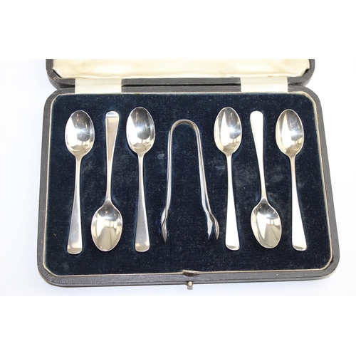 1173 - A boxed set of 6 silver tea spoons and sugar tongs, Spoons Sheffield 1921, tongs Birmingham 1869, ap... 