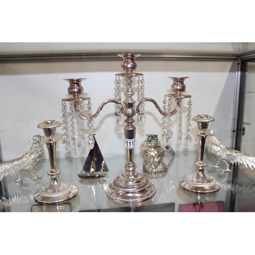 1113 - Qty of assorted silver plated items to inc candlesticks, silver plated pheasants etc