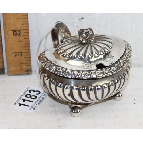 1183 - A large Georgian silver mustard pot with liner, 2 armorial crests, London 1818, approx 146.8g (witho... 